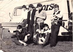 Invictors - Moss Bank 1